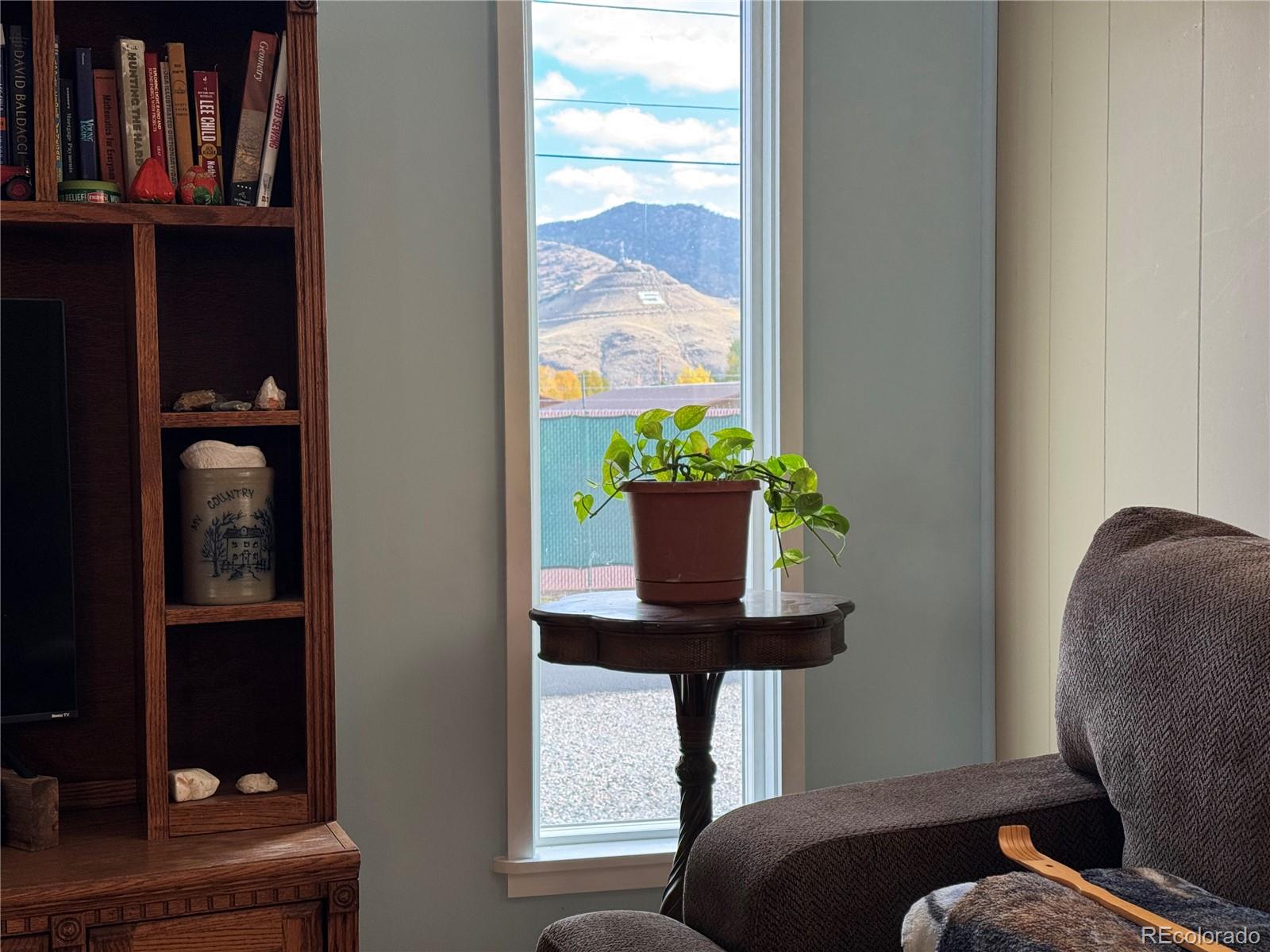 910 J Street Unit: F2