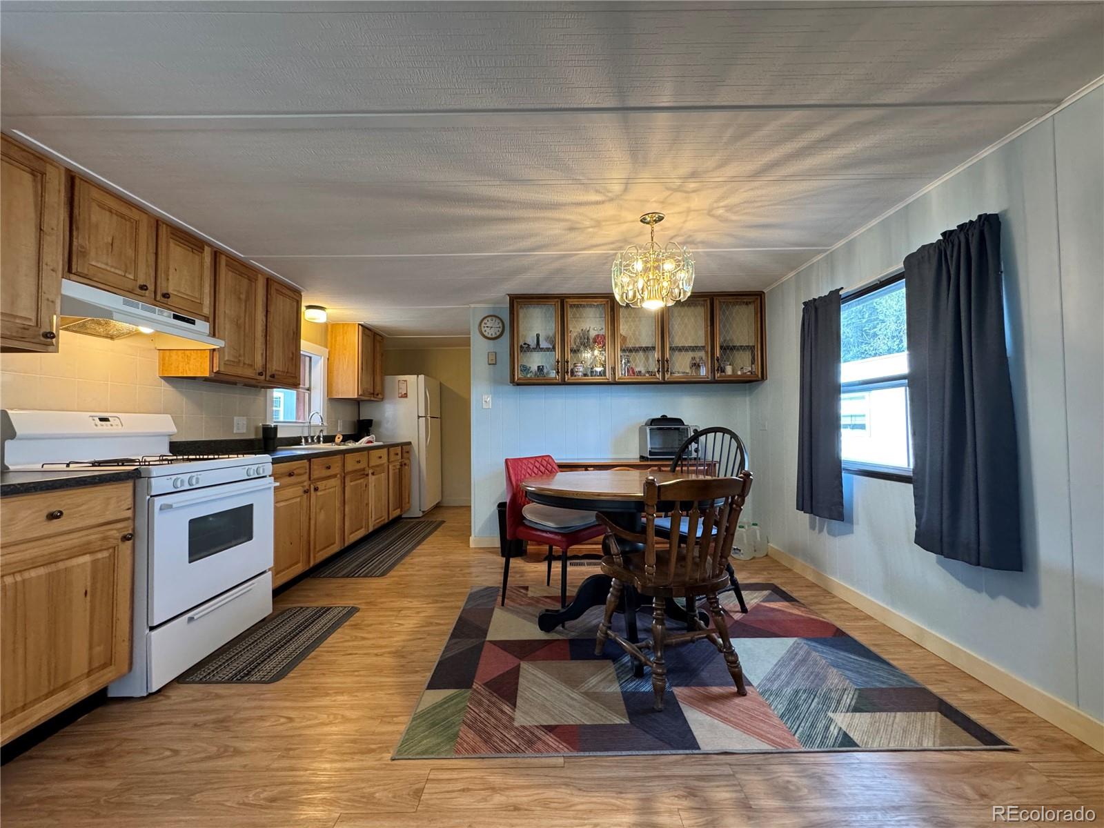 910 J Street Unit: F2