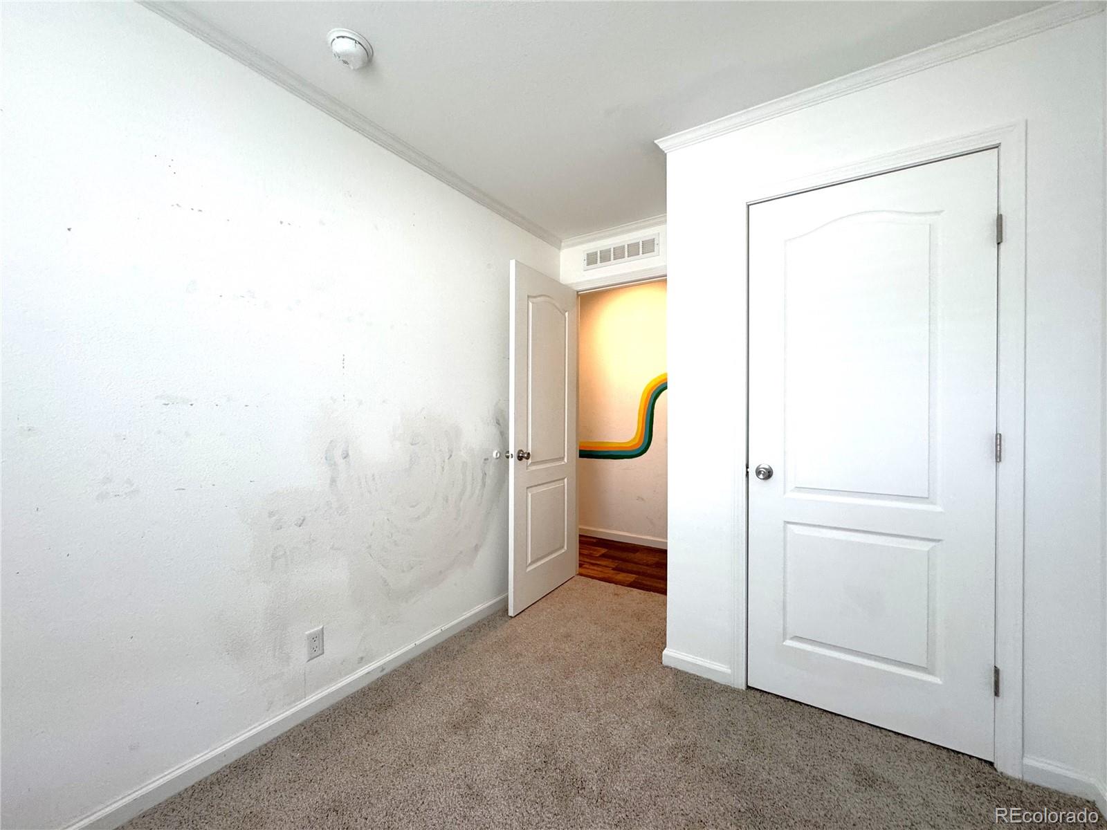 845 Oak Street