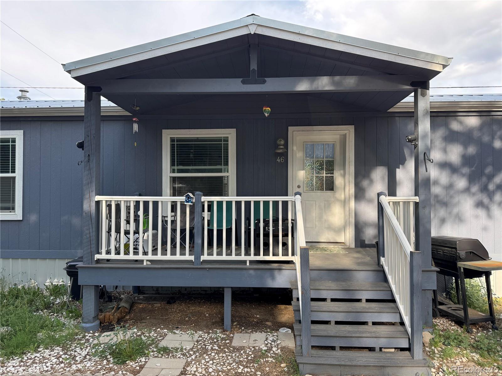 845 Oak Street