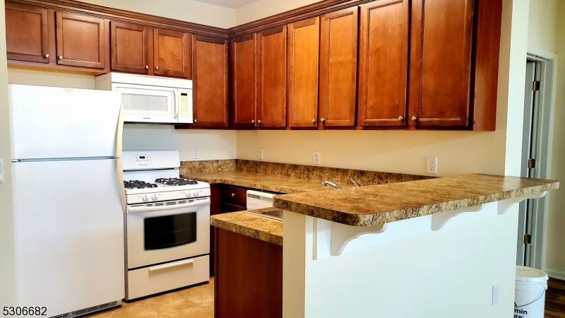 62-64 W Main Street 301