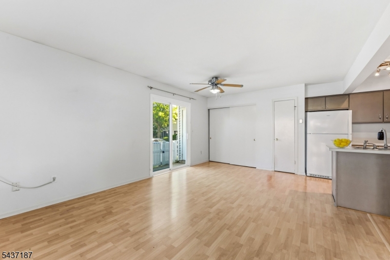 39 Lark Spur Court