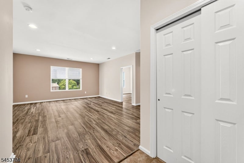 62-64 W Main St 204