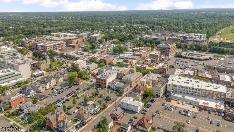 62-64 W Main St 204