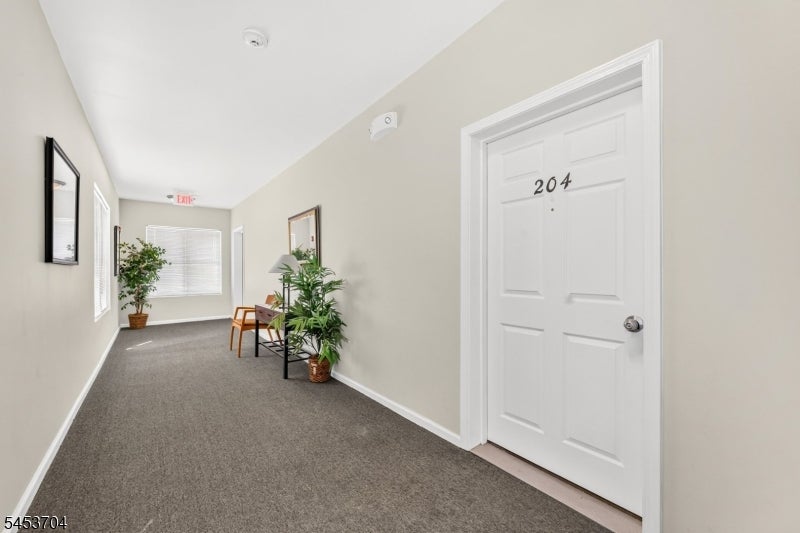 62-64 W Main St 204