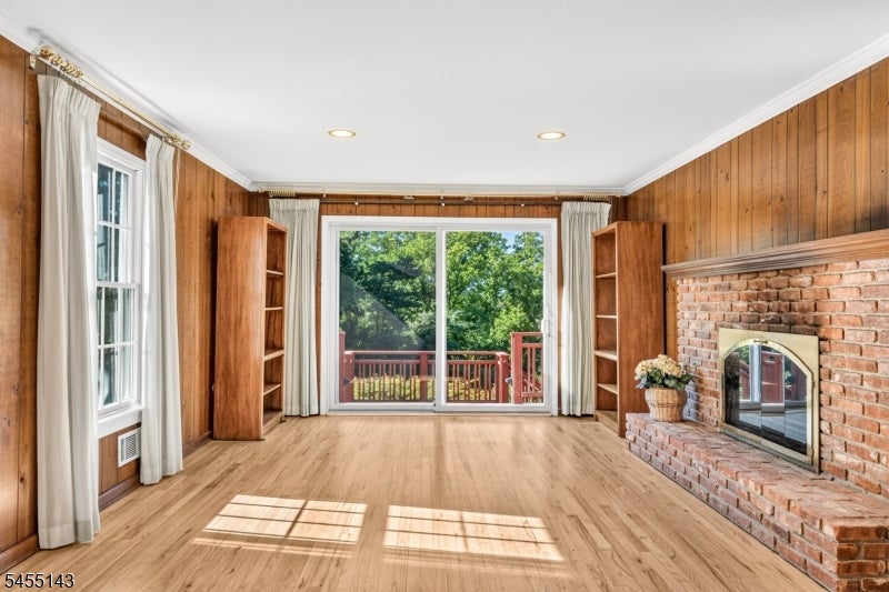 6 Heather Hill Way