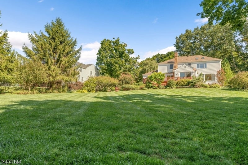 6 Heather Hill Way