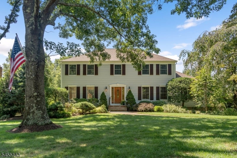 6 Heather Hill Way