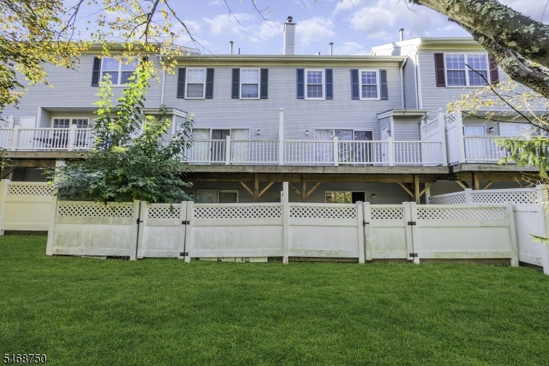 1903 Bayley Court