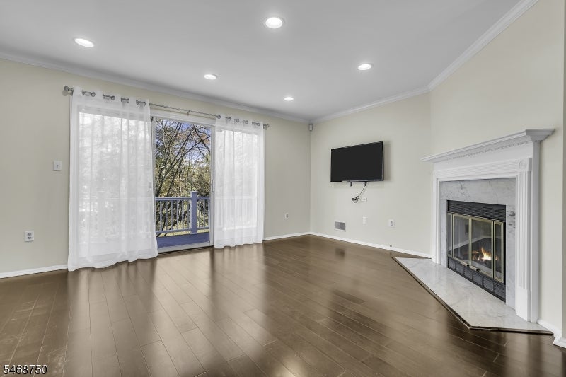 1903 Bayley Court