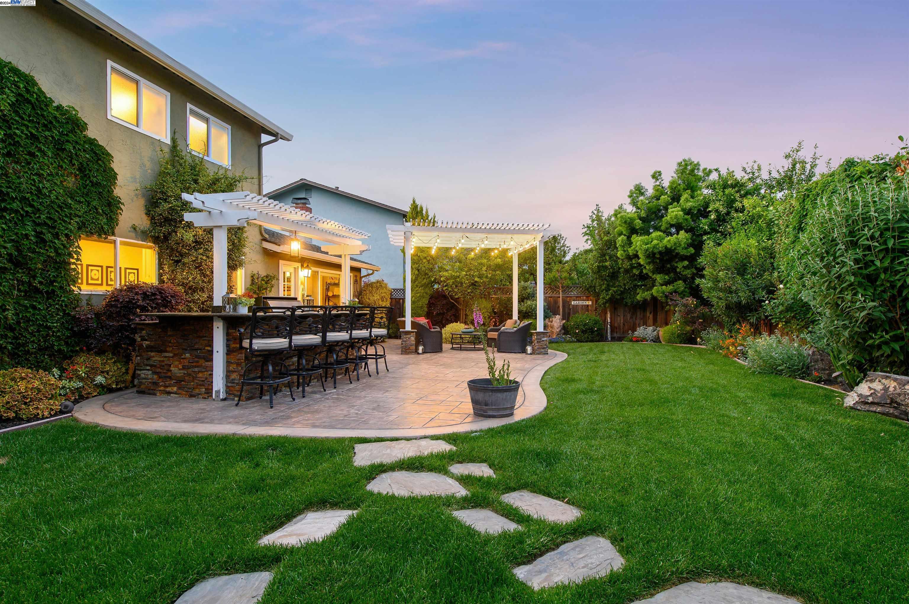 2315 Sandpiper Way