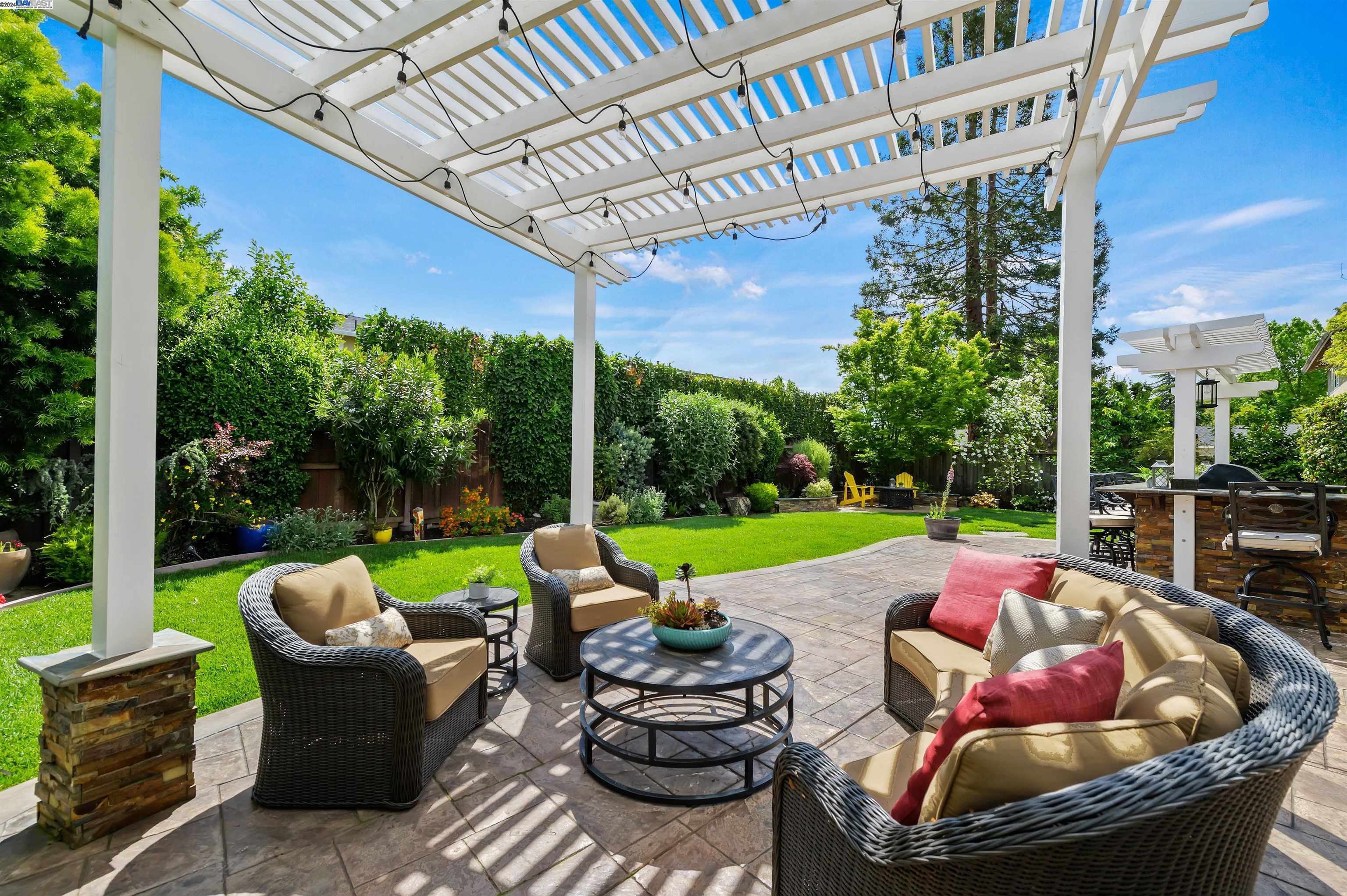 2315 Sandpiper Way
