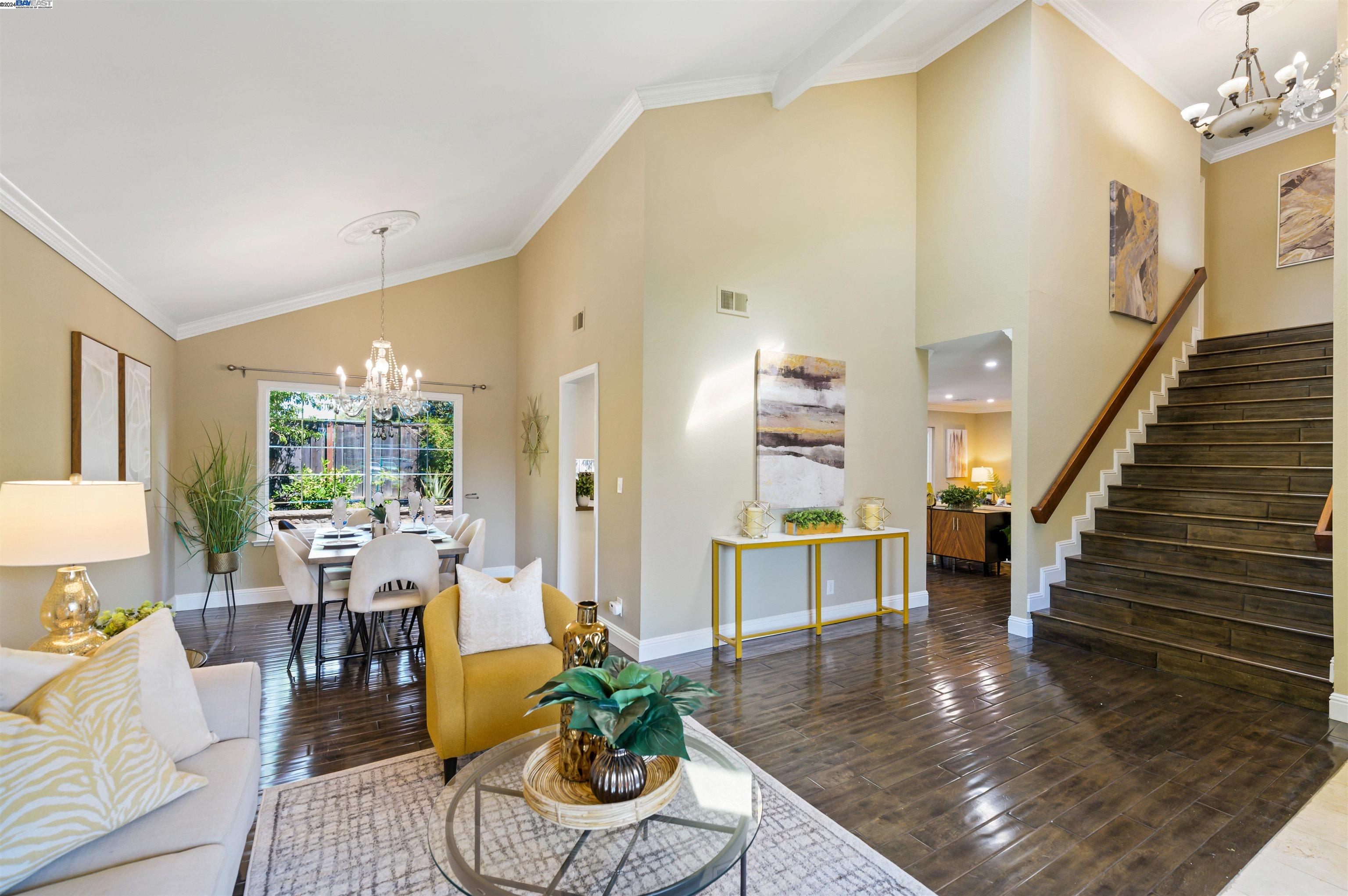 6738 Paseo Catalina