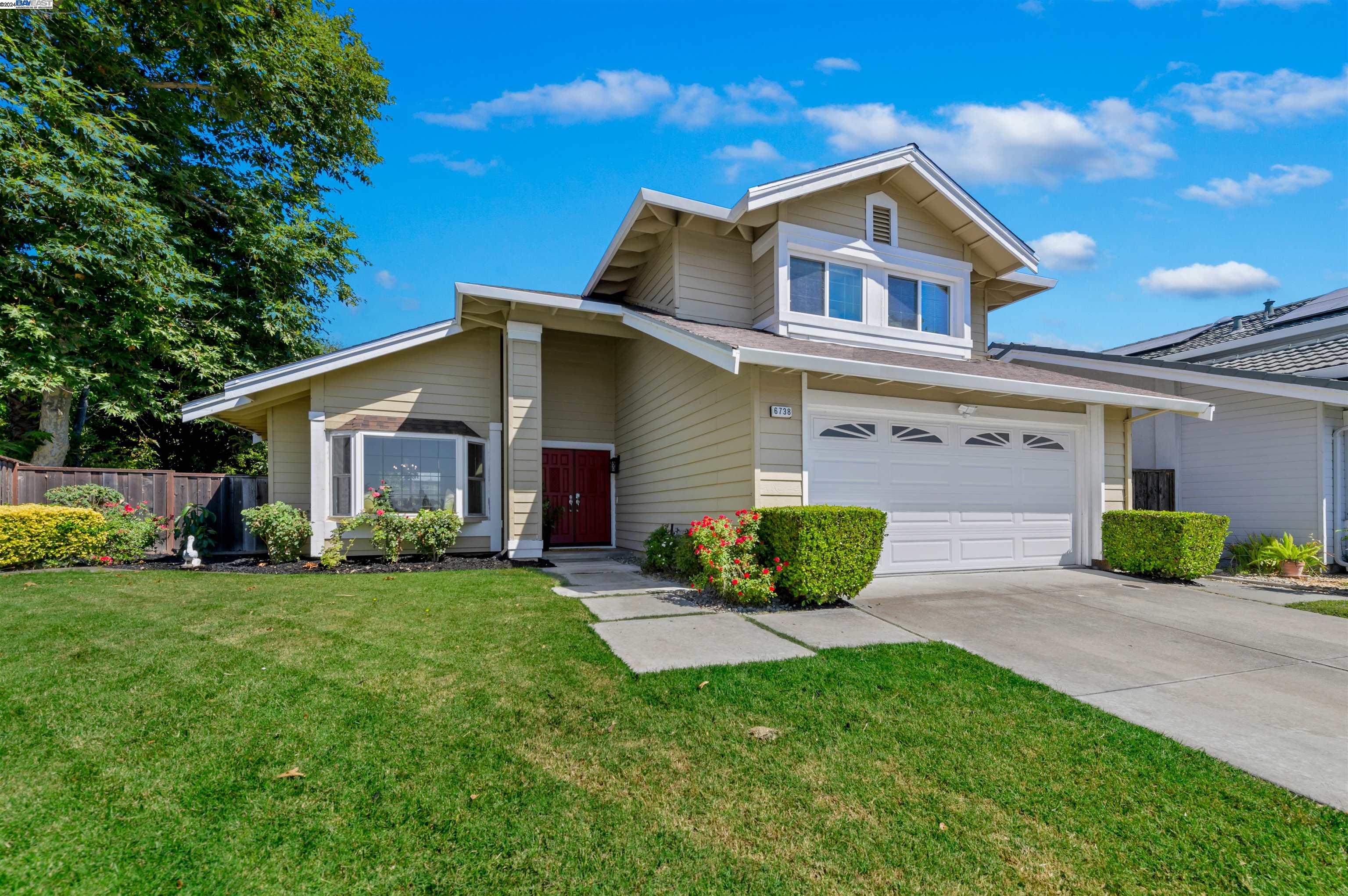 6738 Paseo Catalina