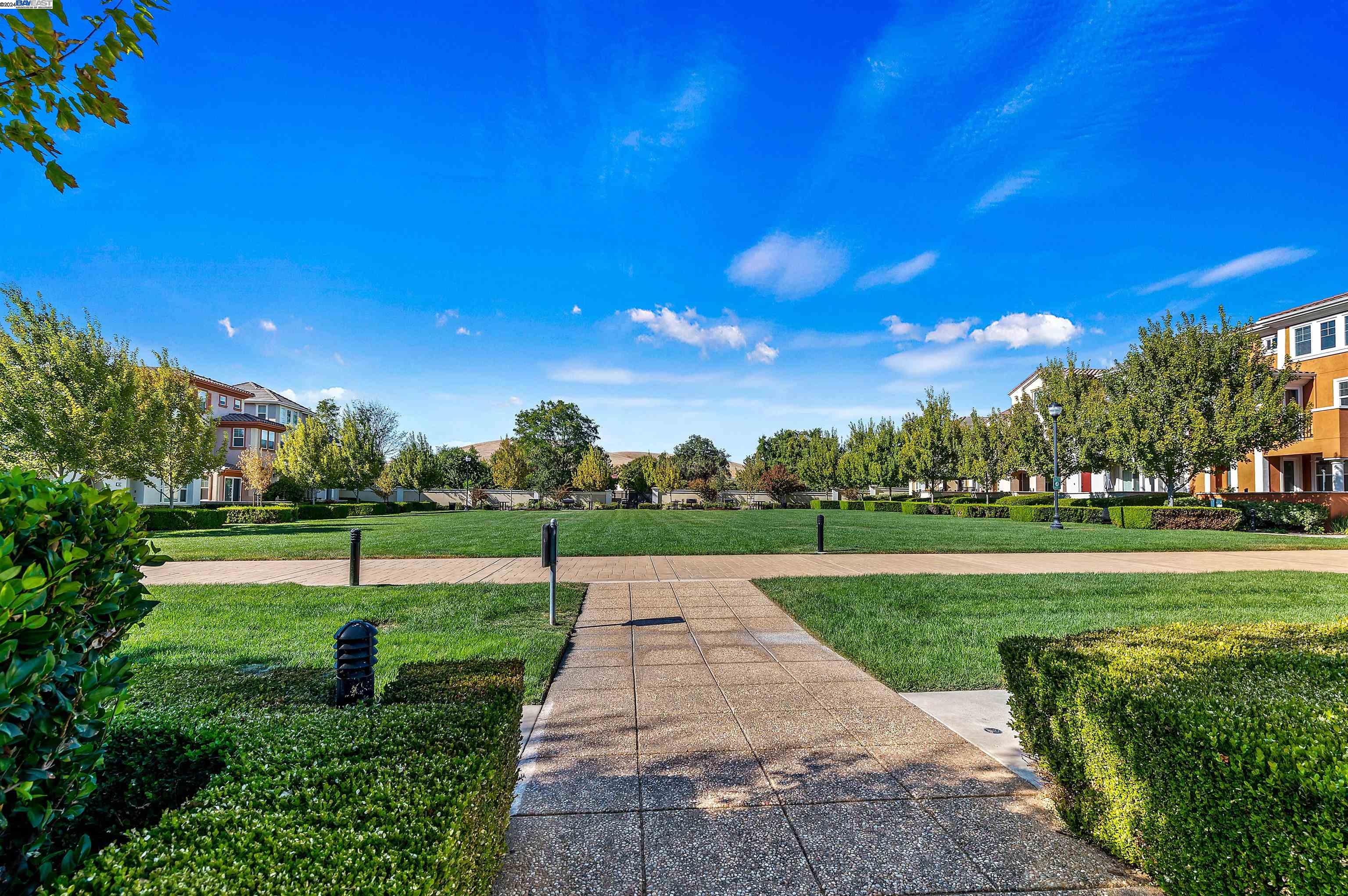 524 Dovecote Ln # 2