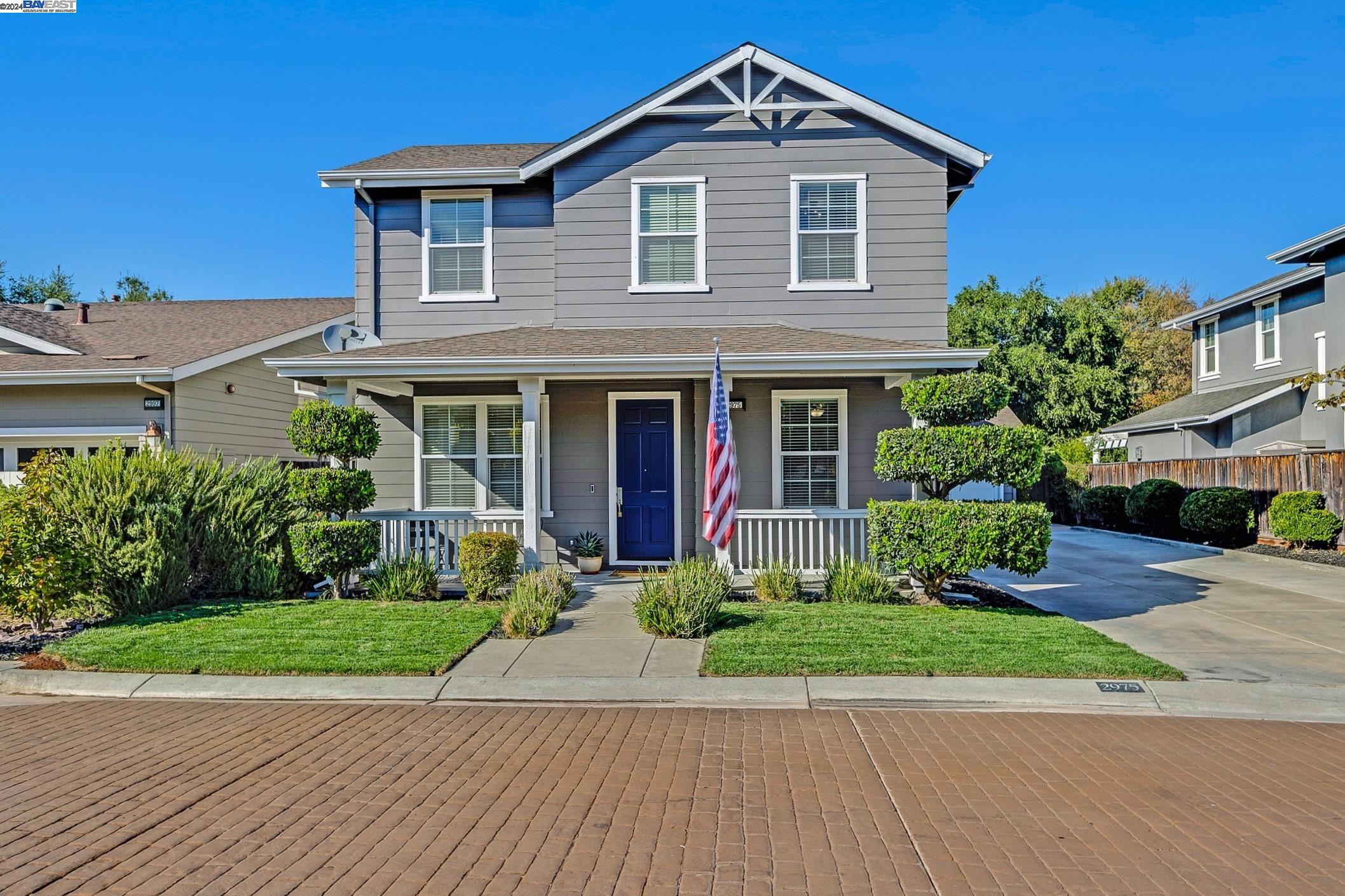 2975 Rivers Bend Cir