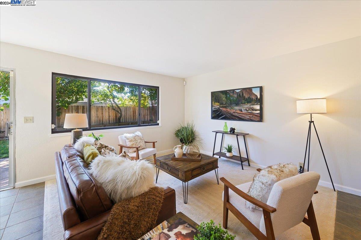 3046 Montevideo Dr