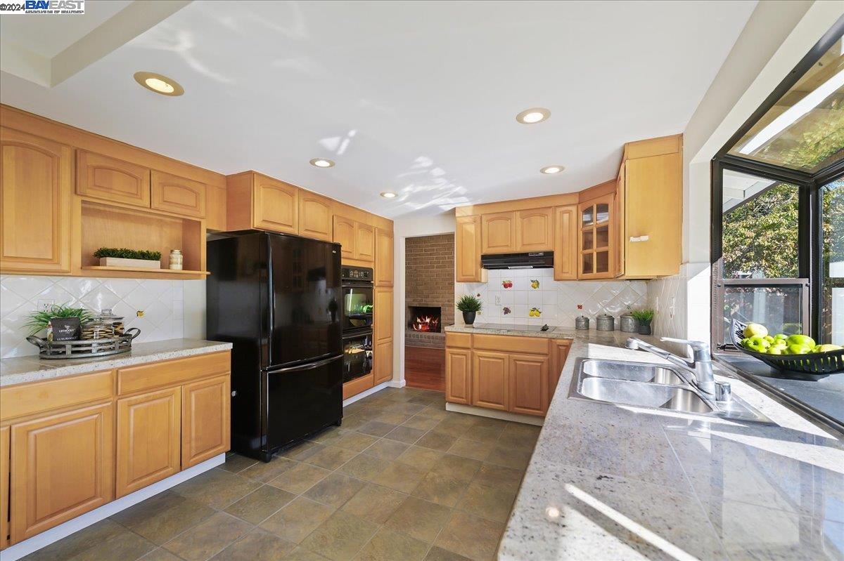 3046 Montevideo Dr