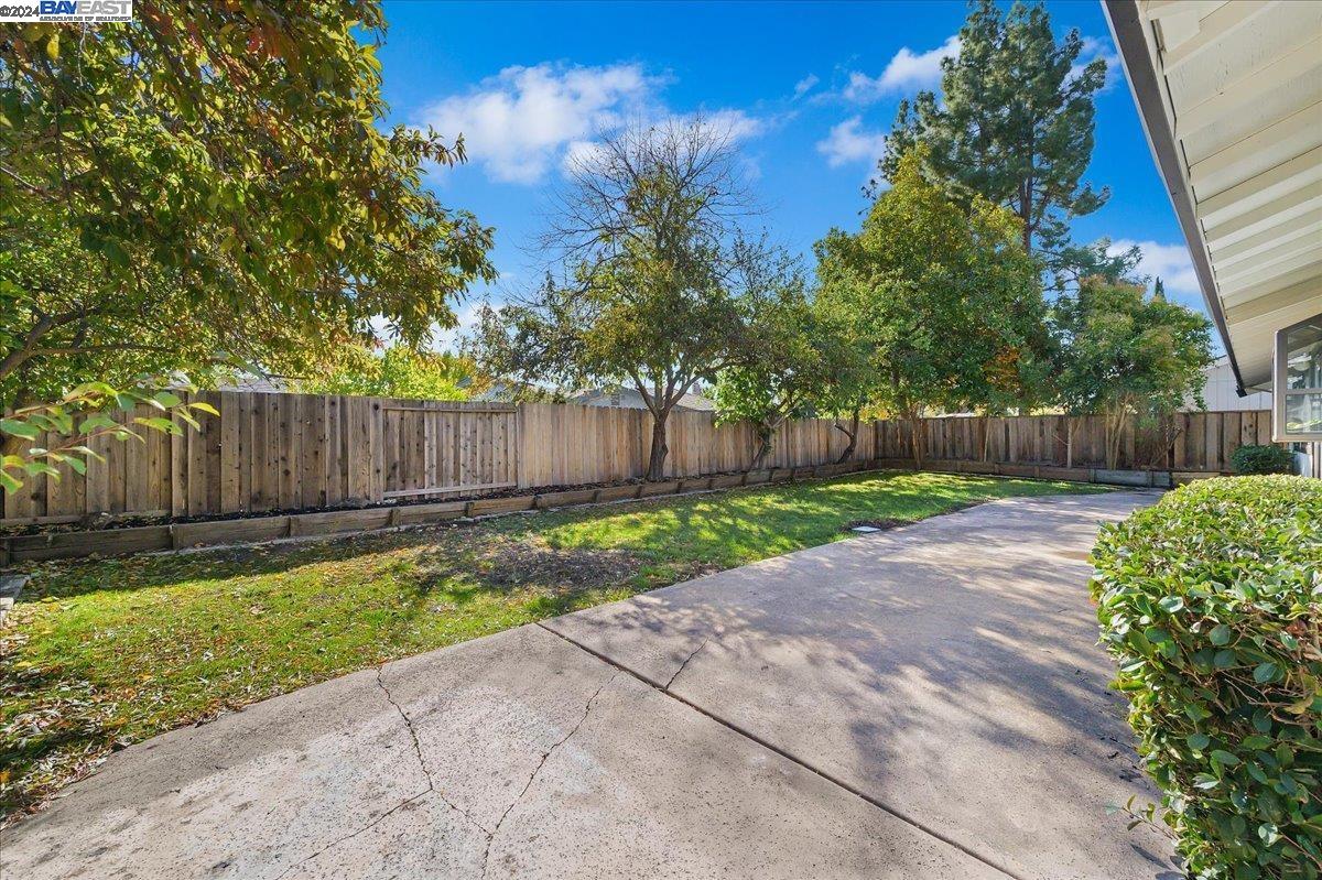 3046 Montevideo Dr