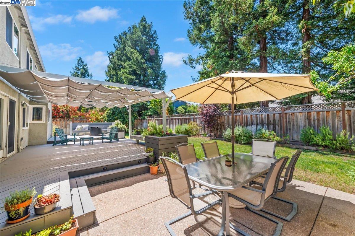 3228 Clifford Cir