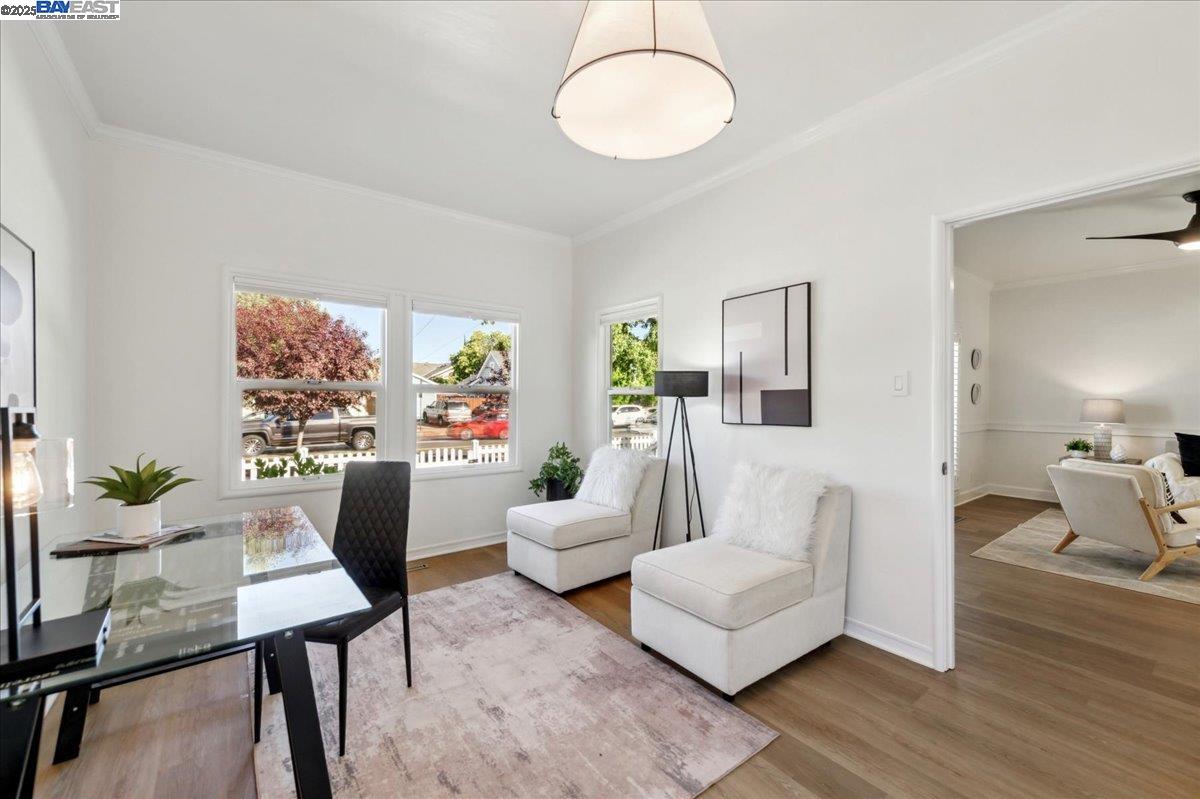 2542 Fourth St, Livermore