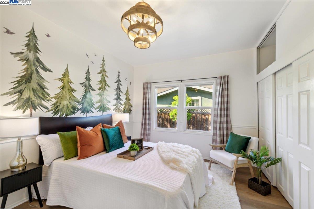 2542 Fourth St, Livermore