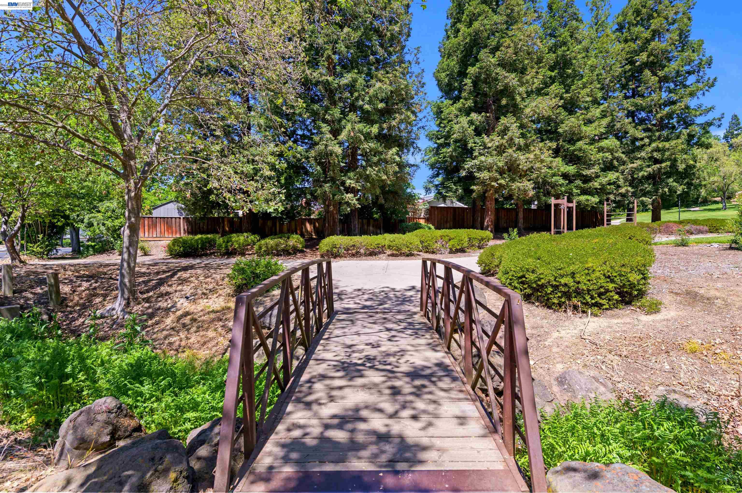 132 Mission Dr