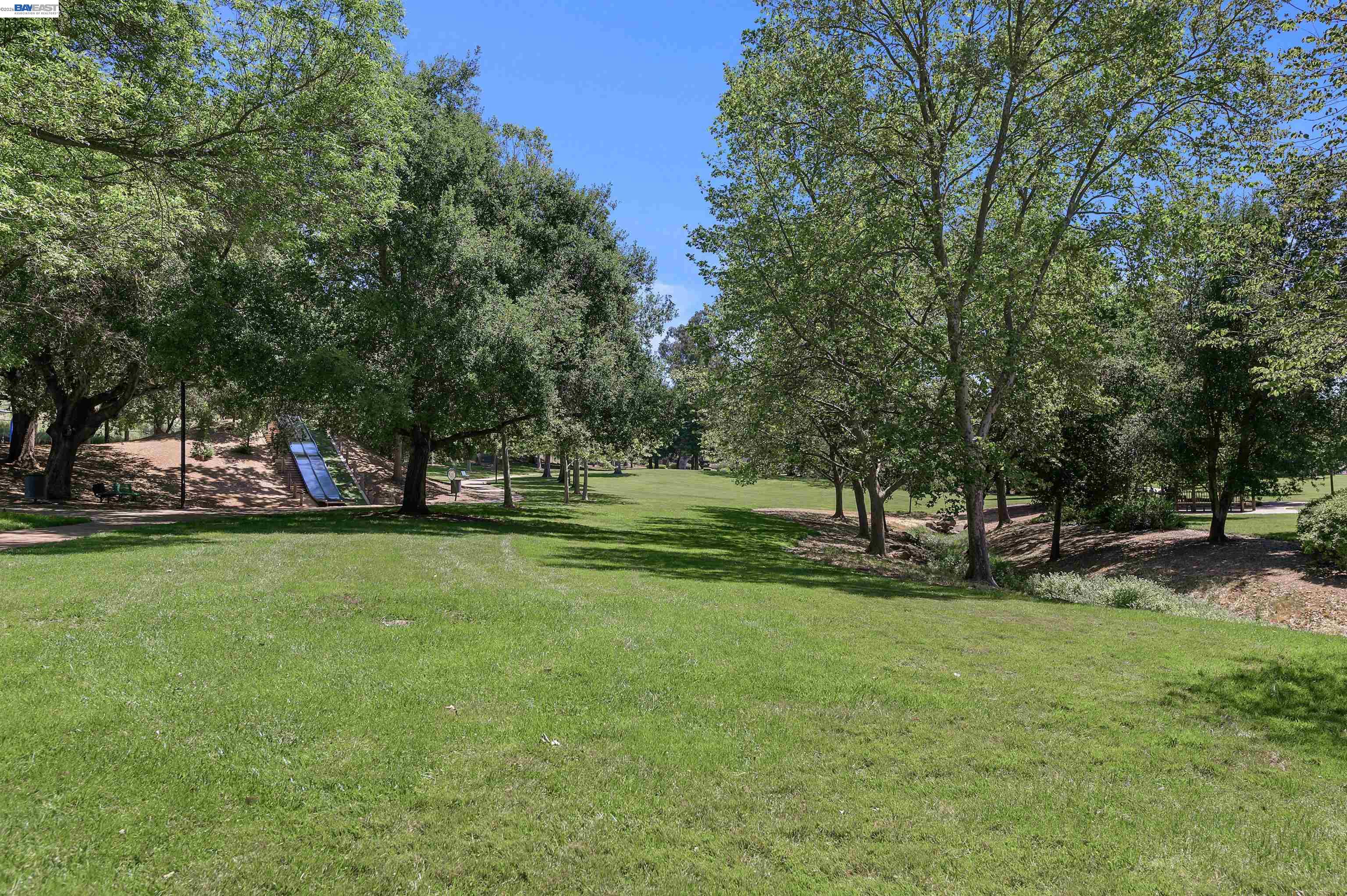 132 Mission Dr