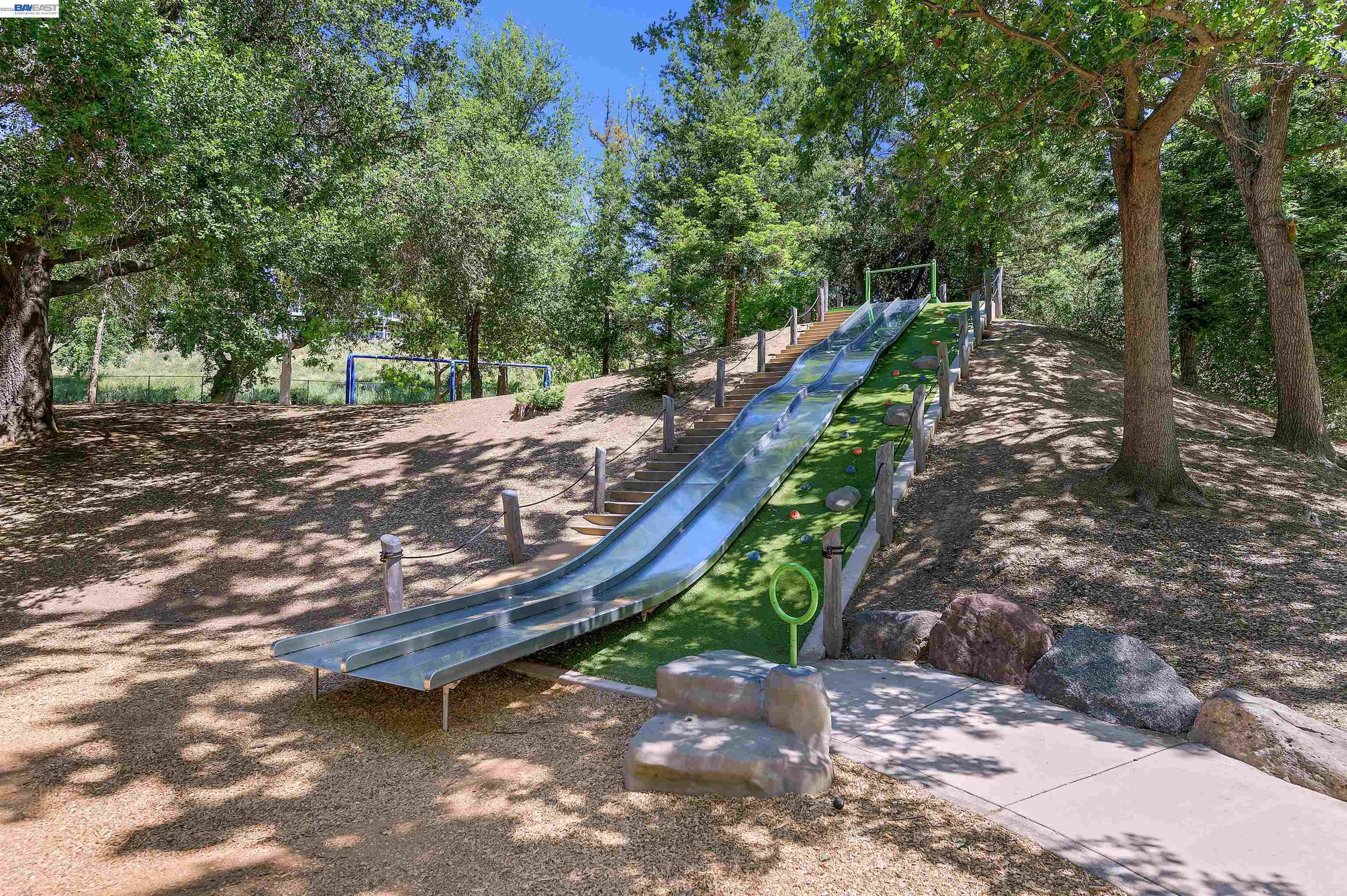 132 Mission Dr