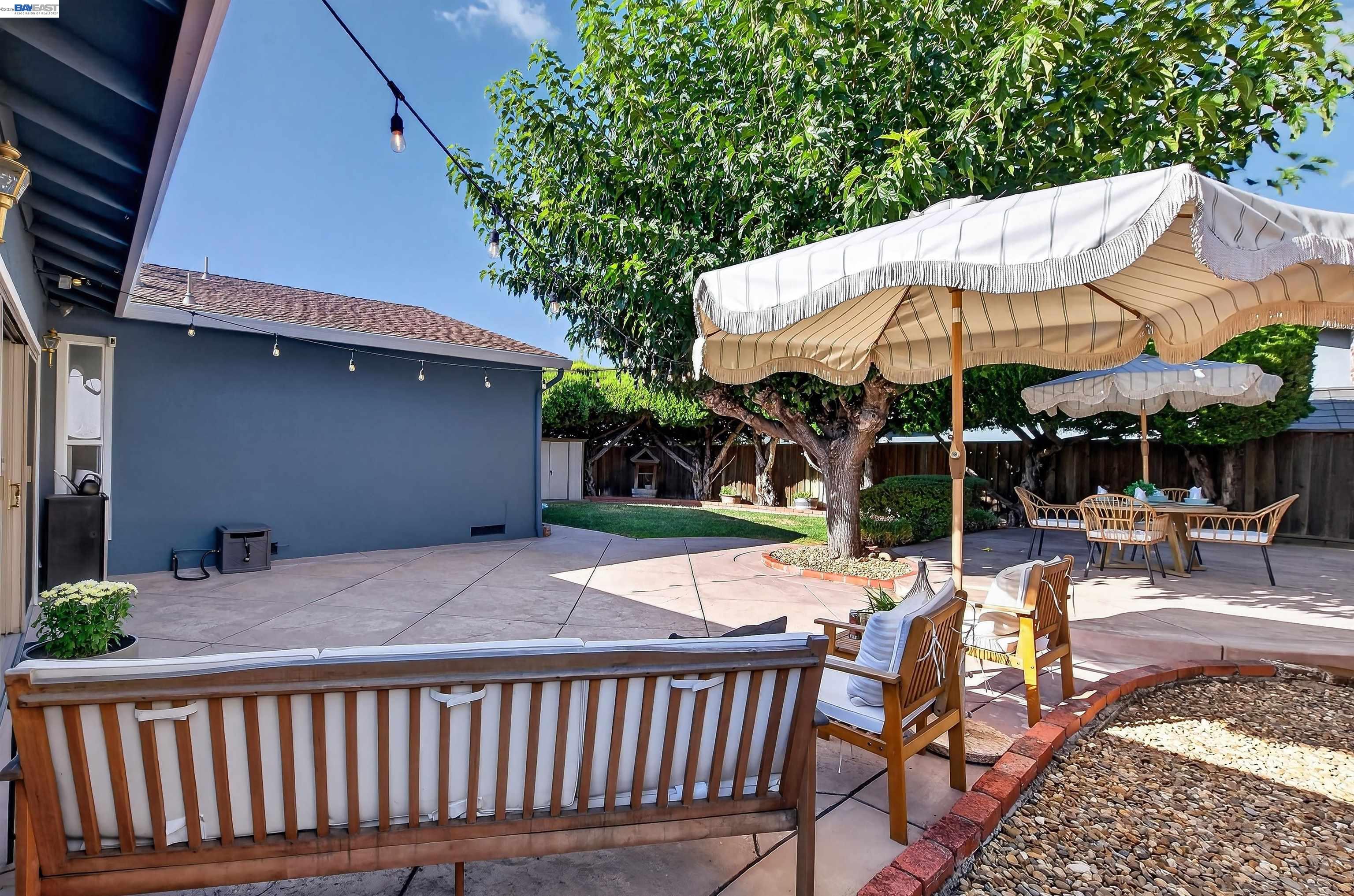 1647 Harvest Rd