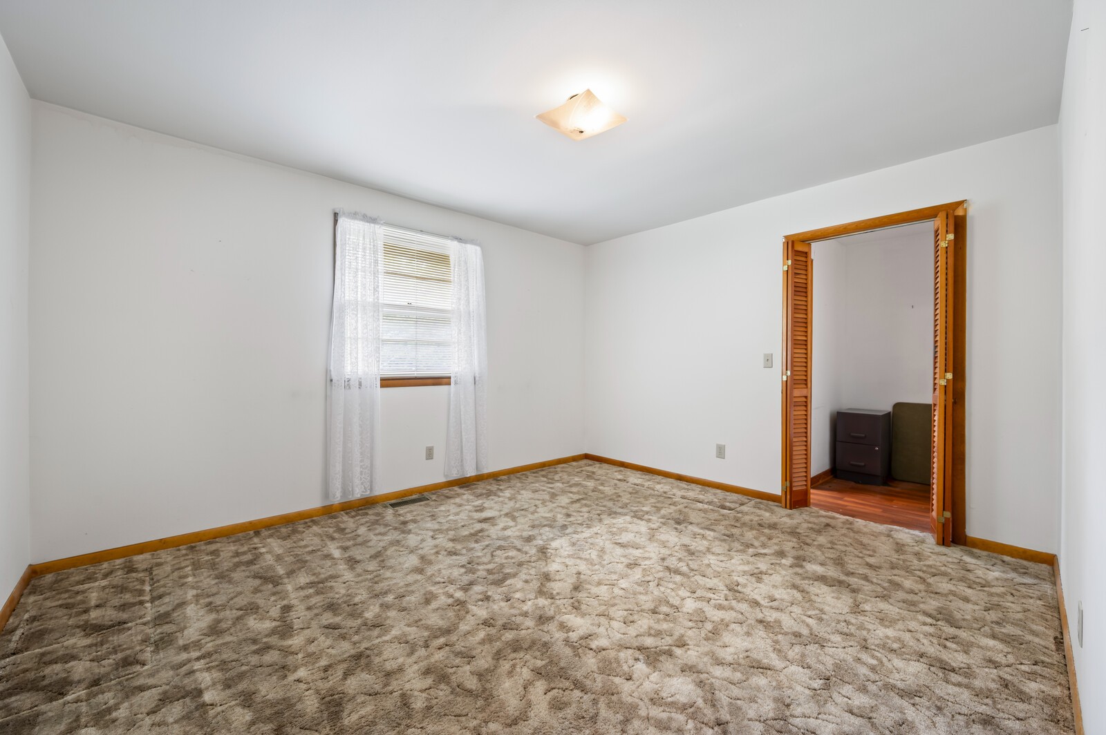 4507 Broomfield Dr