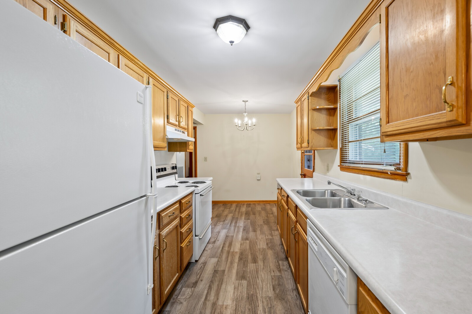 4507 Broomfield Dr