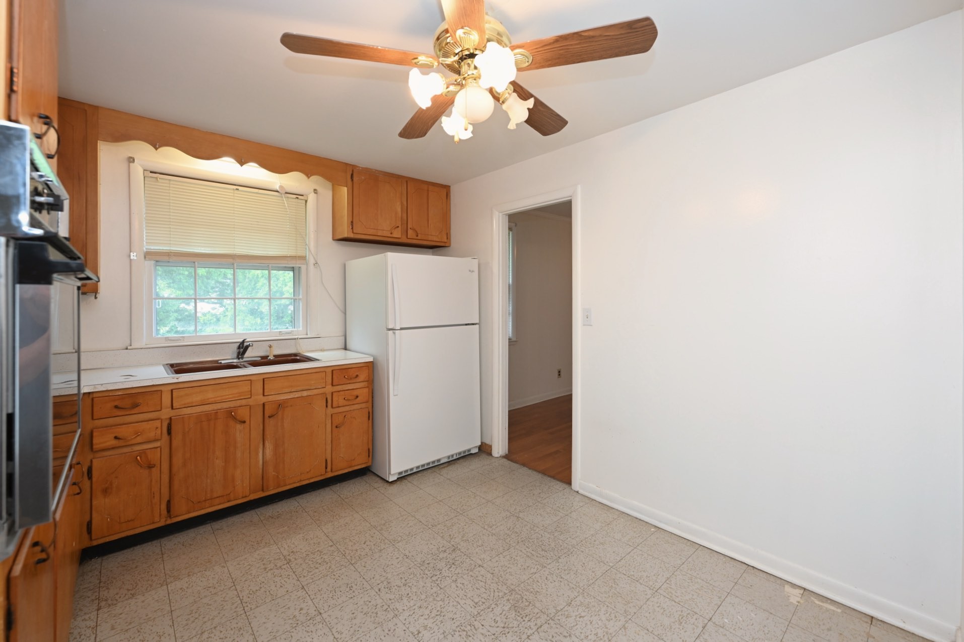 407 Lynn Dr