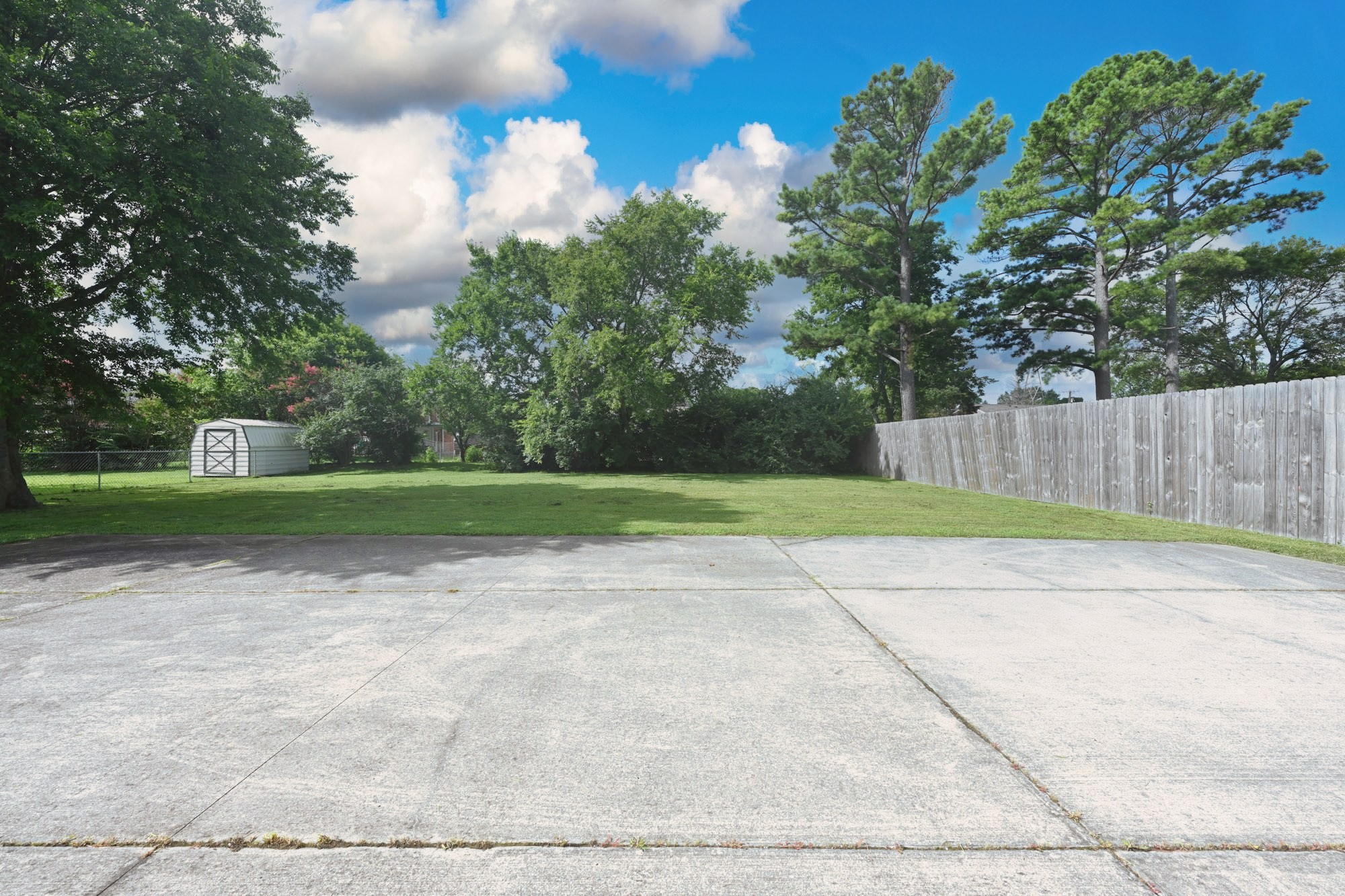 407 Lynn Dr