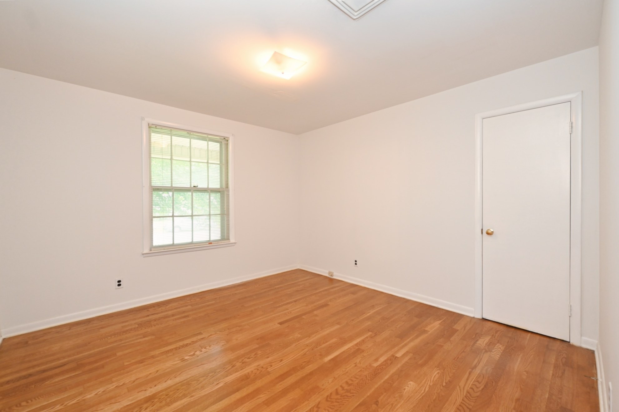407 Lynn Dr