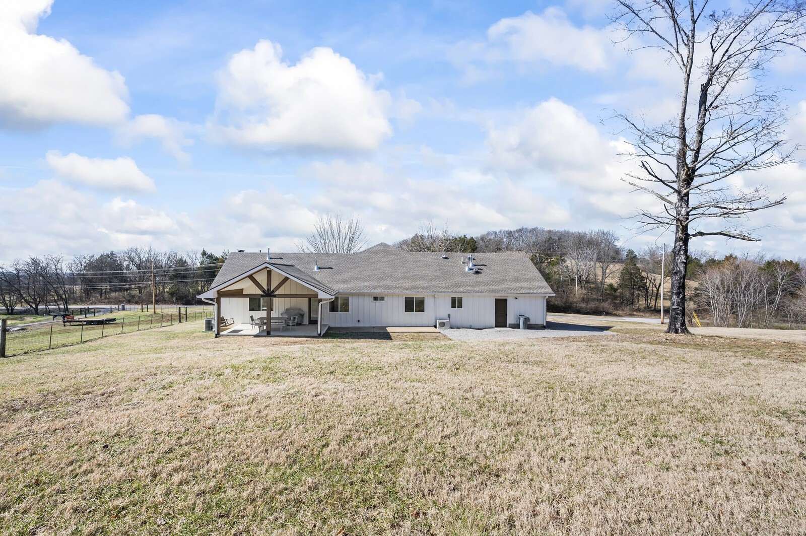 744 Dobbins Pike