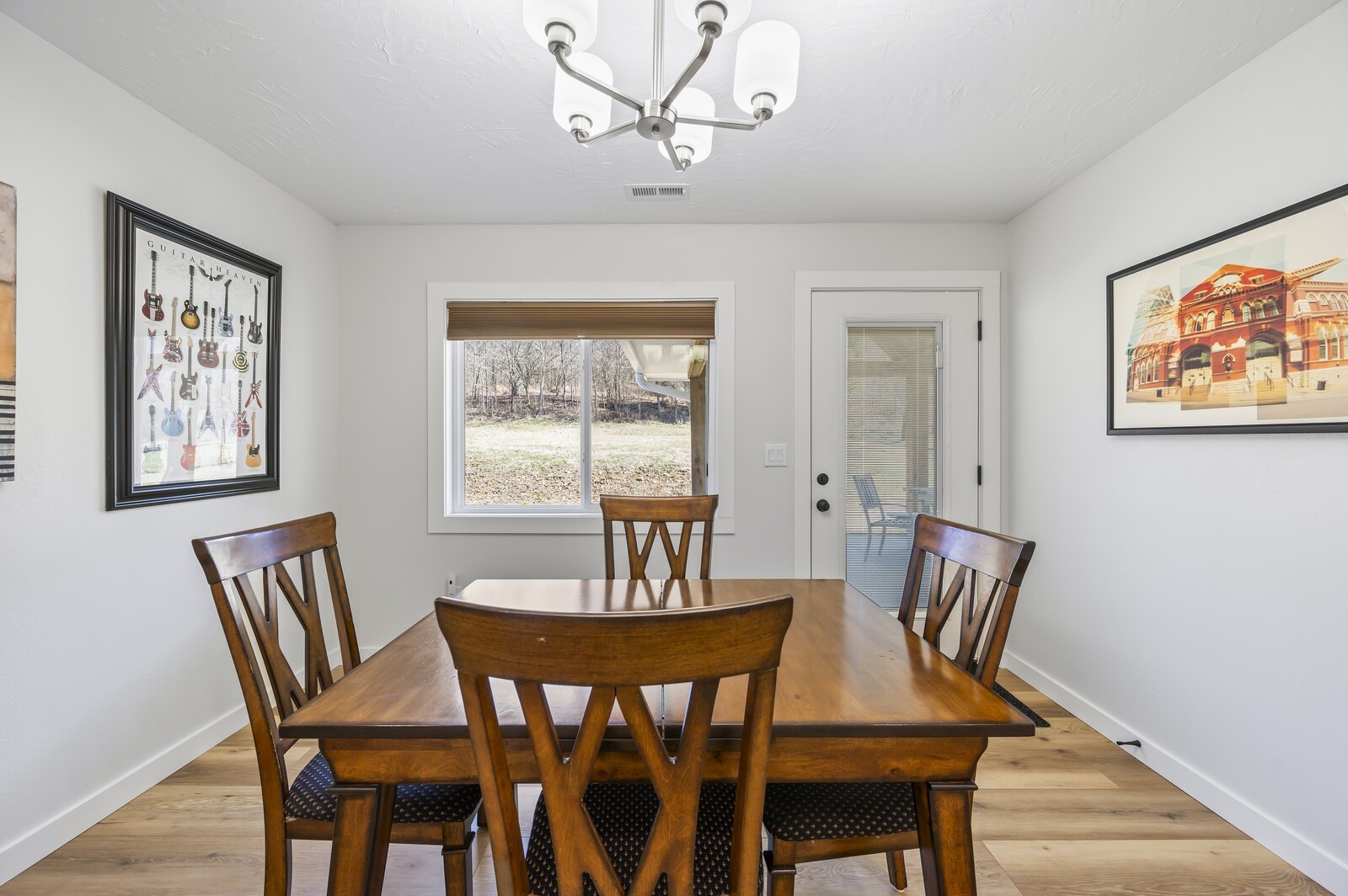 744 Dobbins Pike