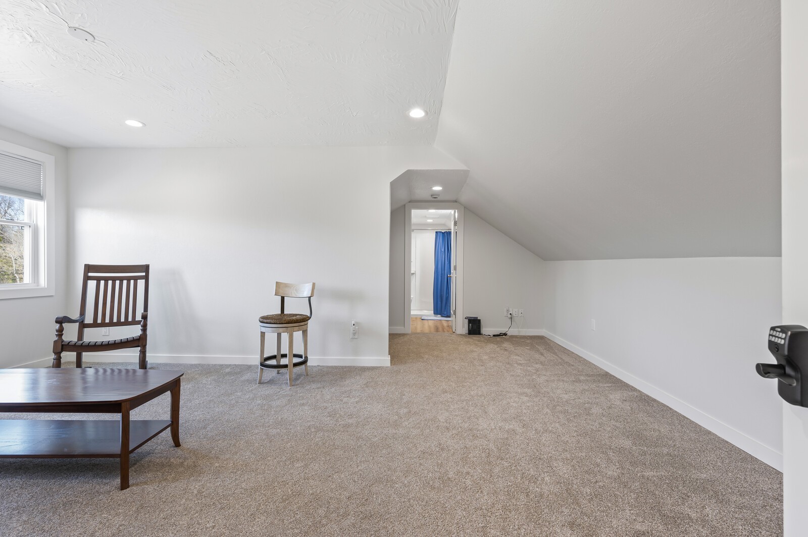 744 Dobbins Pike