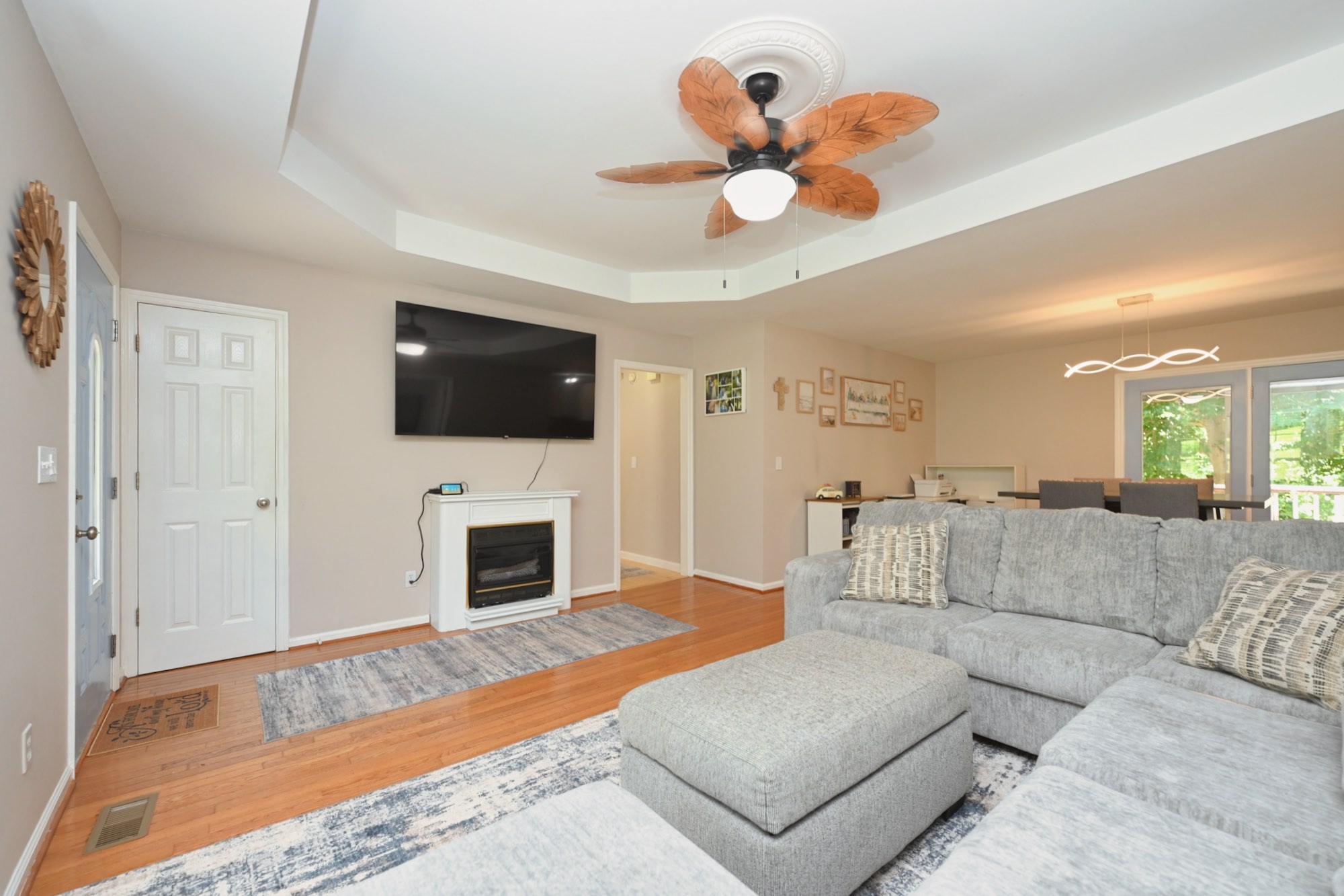 936 Jordan Cir