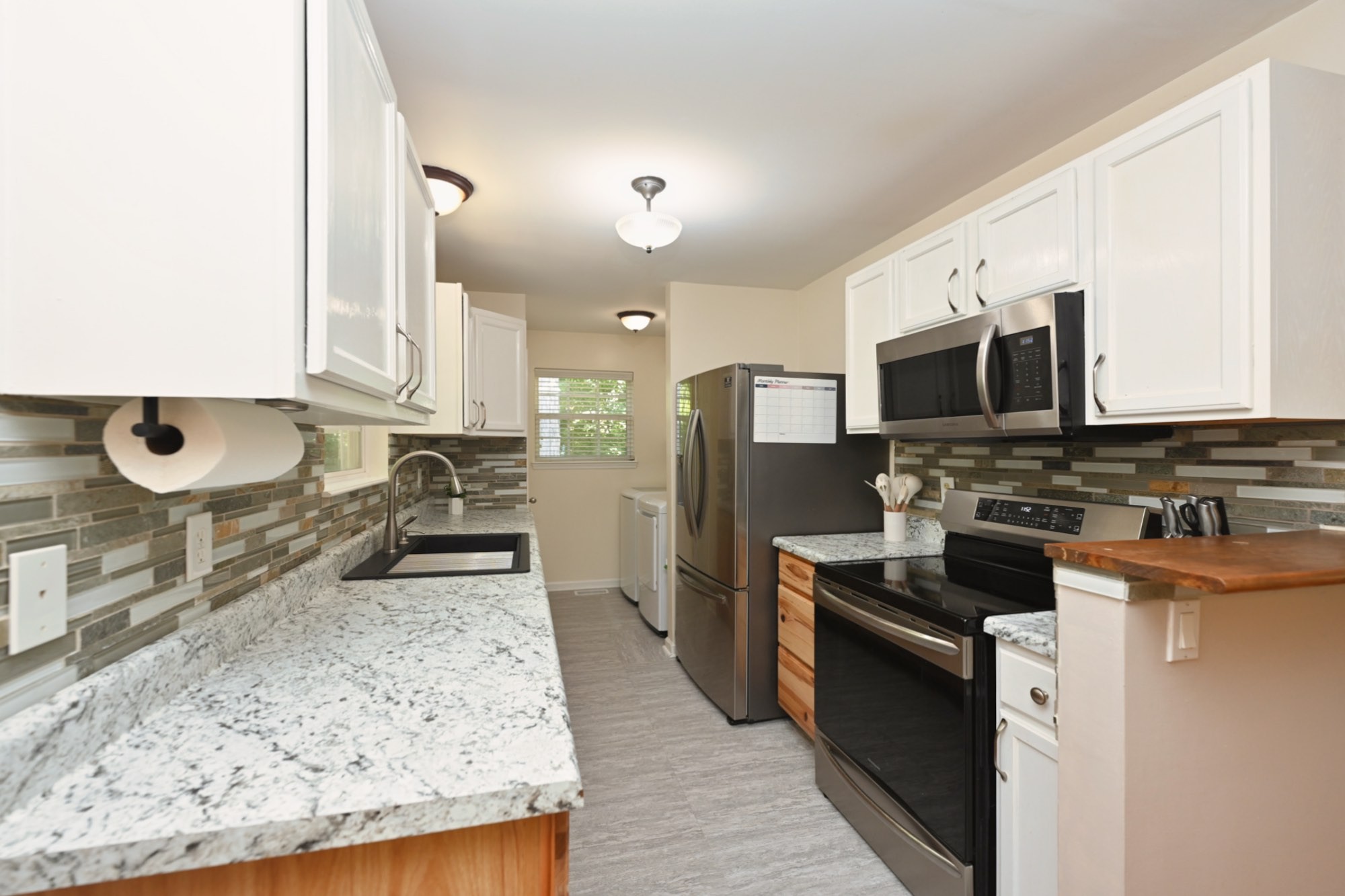 936 Jordan Cir