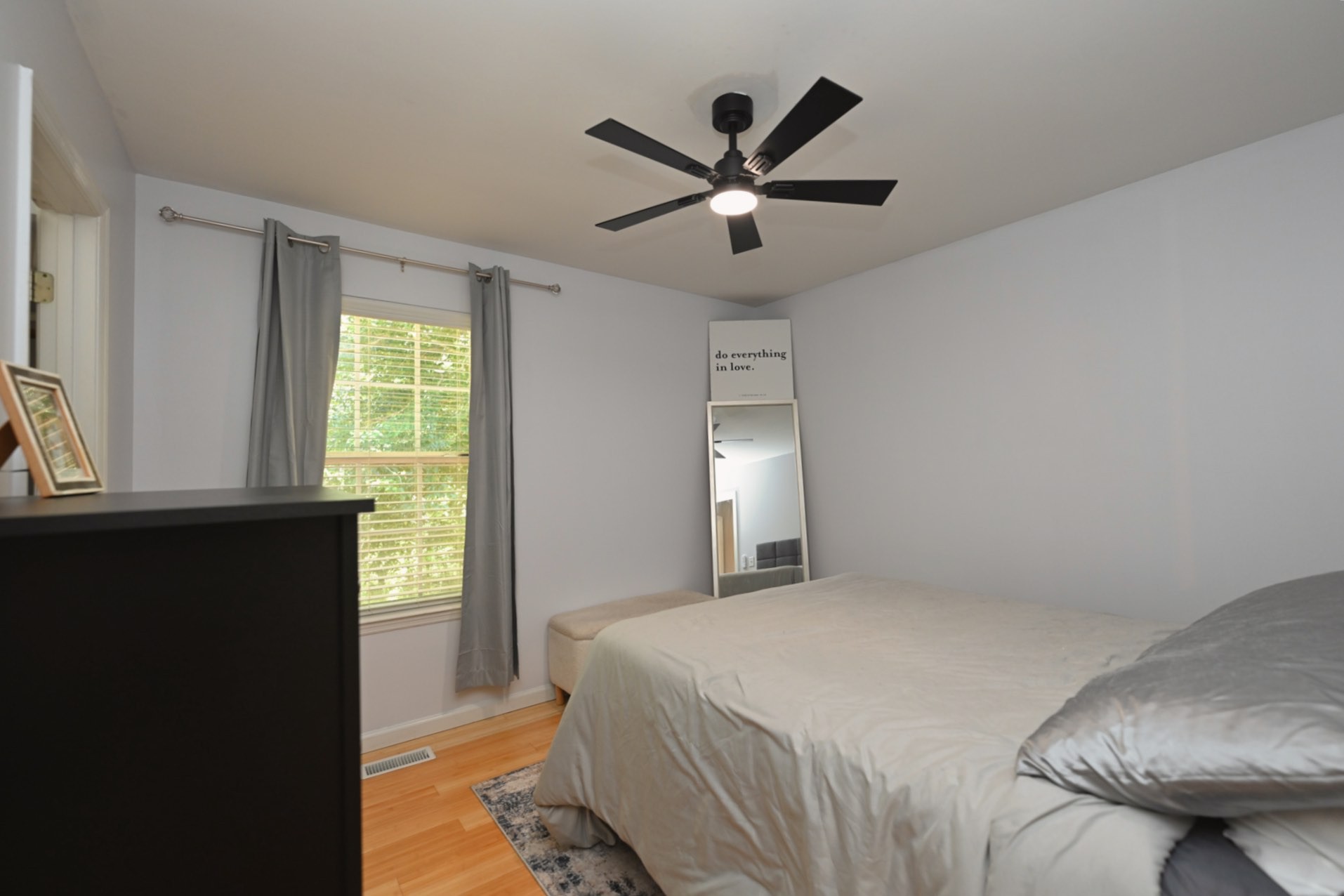 936 Jordan Cir