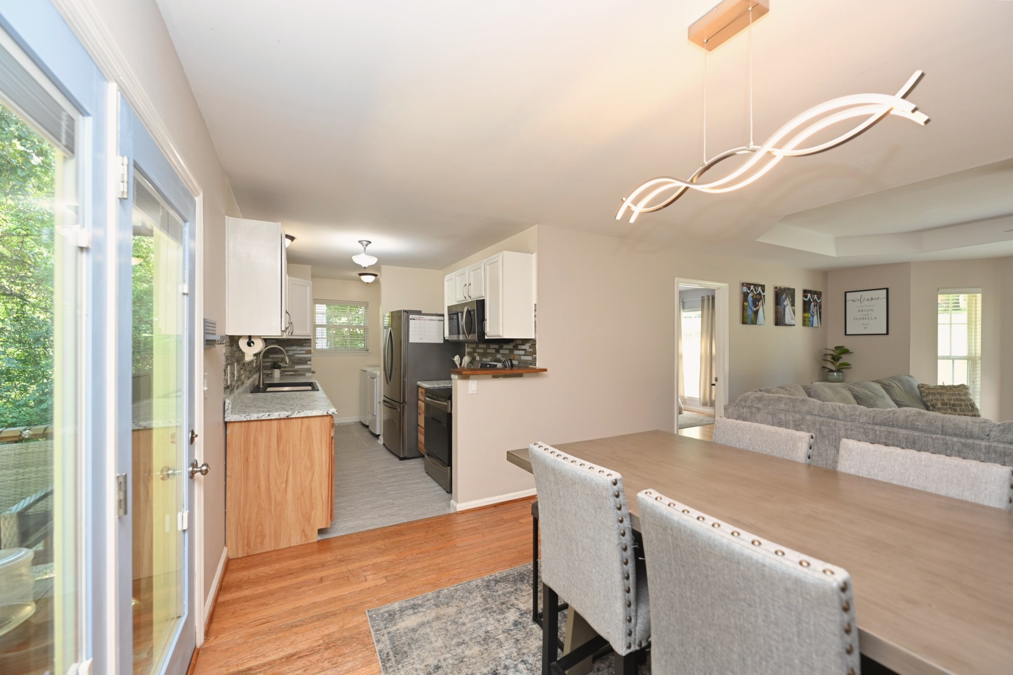 936 Jordan Cir
