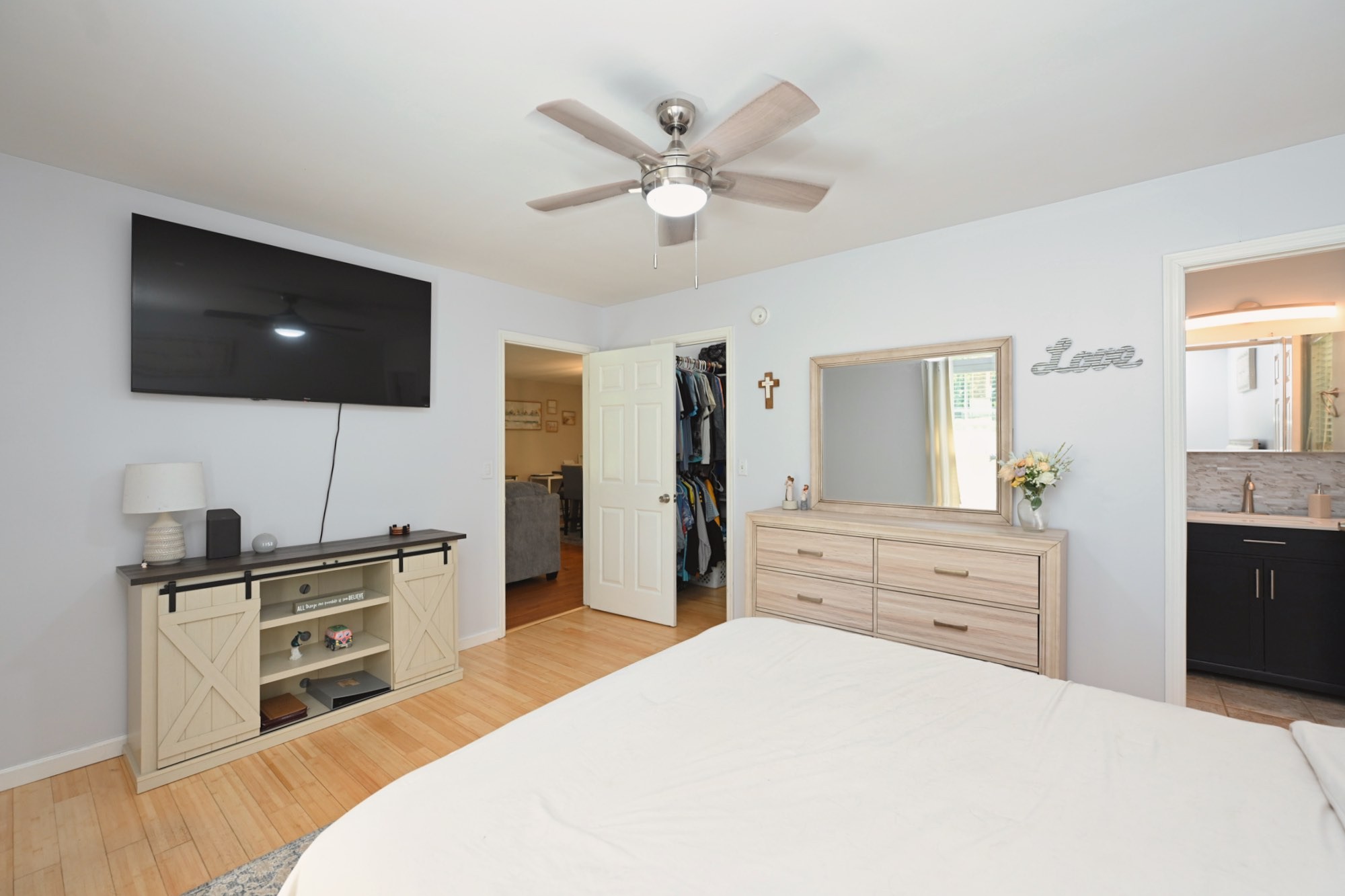 936 Jordan Cir