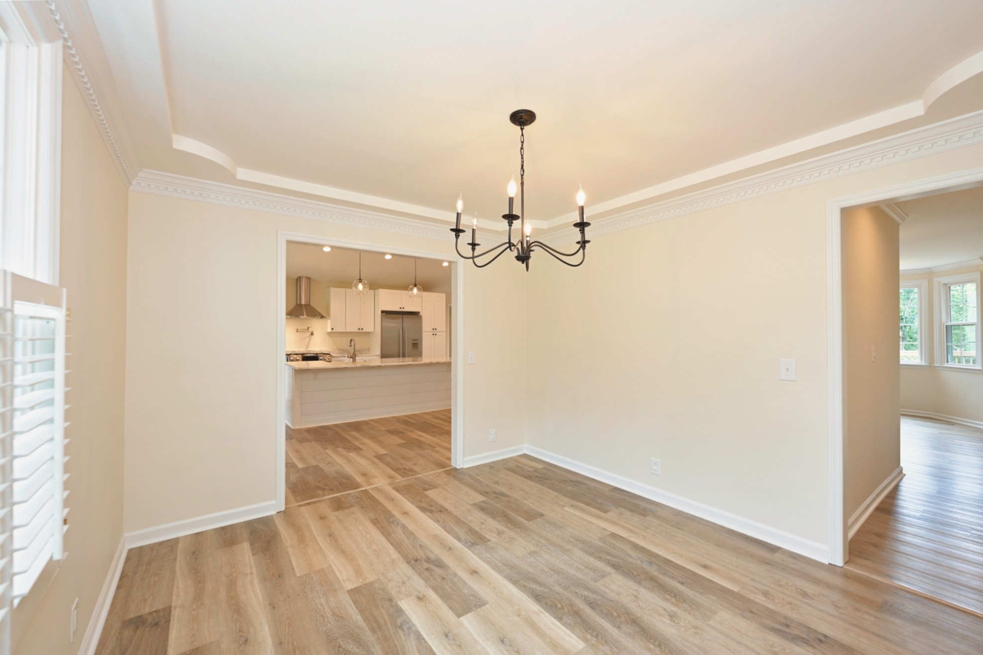 1421 Forest Side Ct