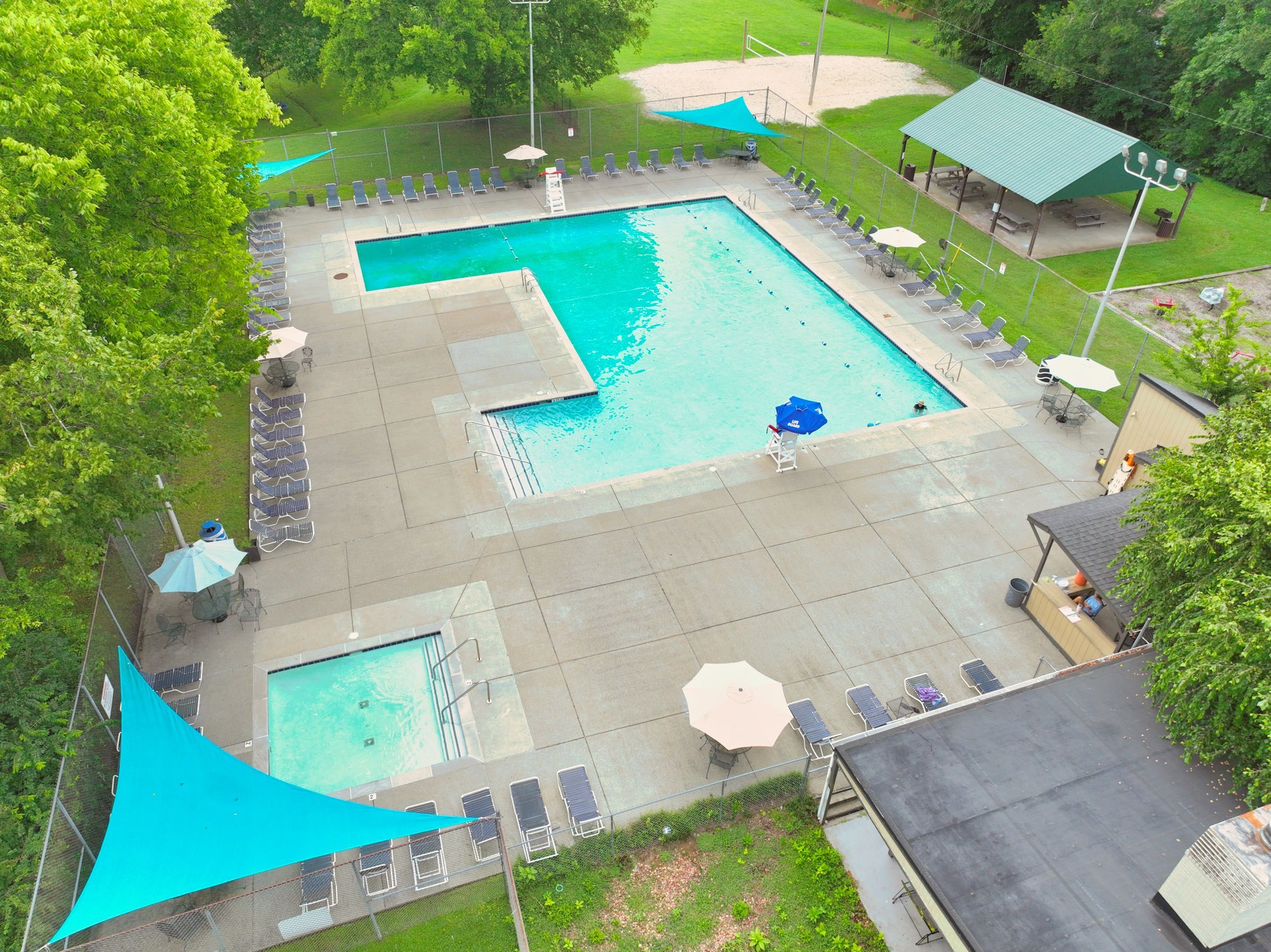 1421 Forest Side Ct
