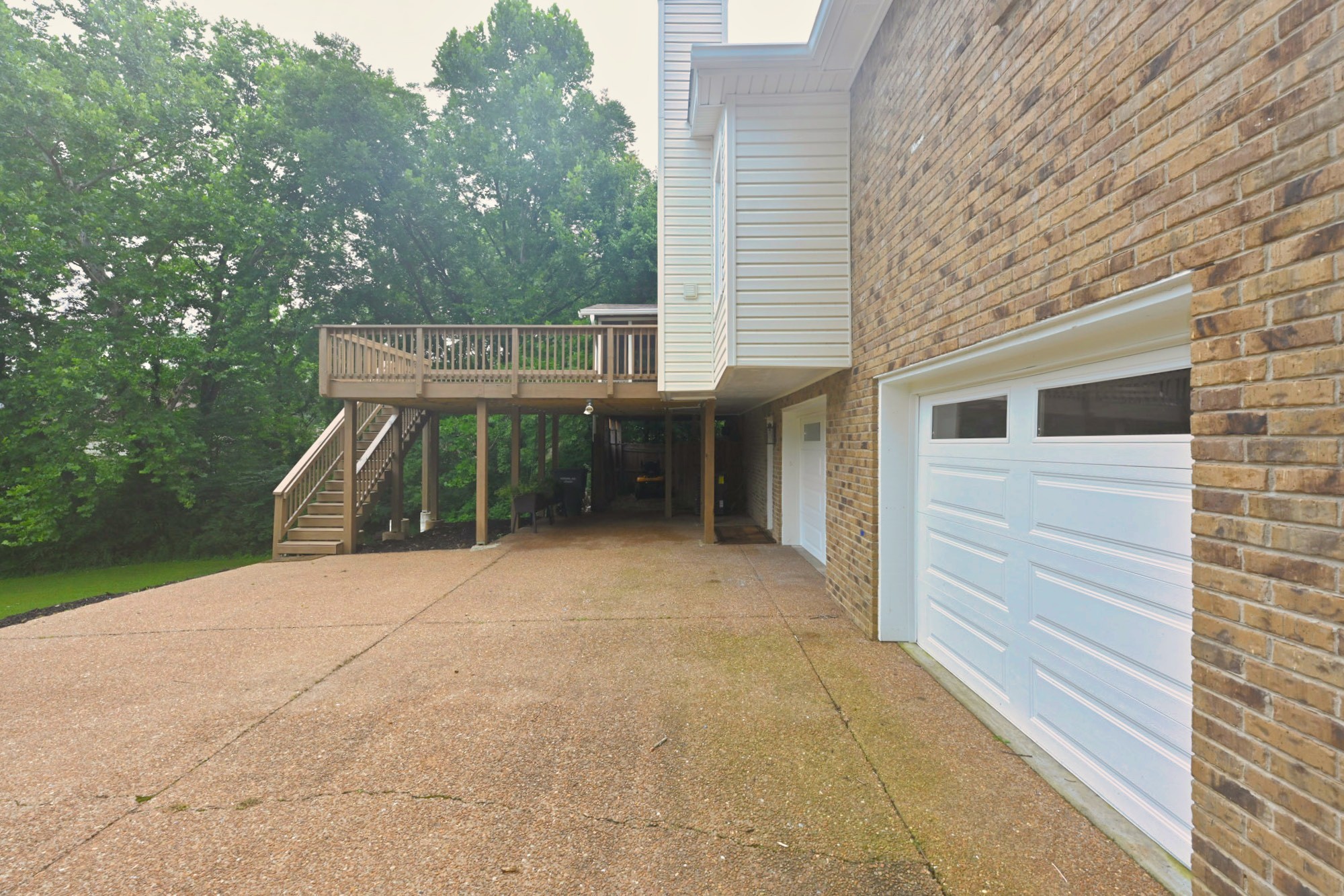 1421 Forest Side Ct