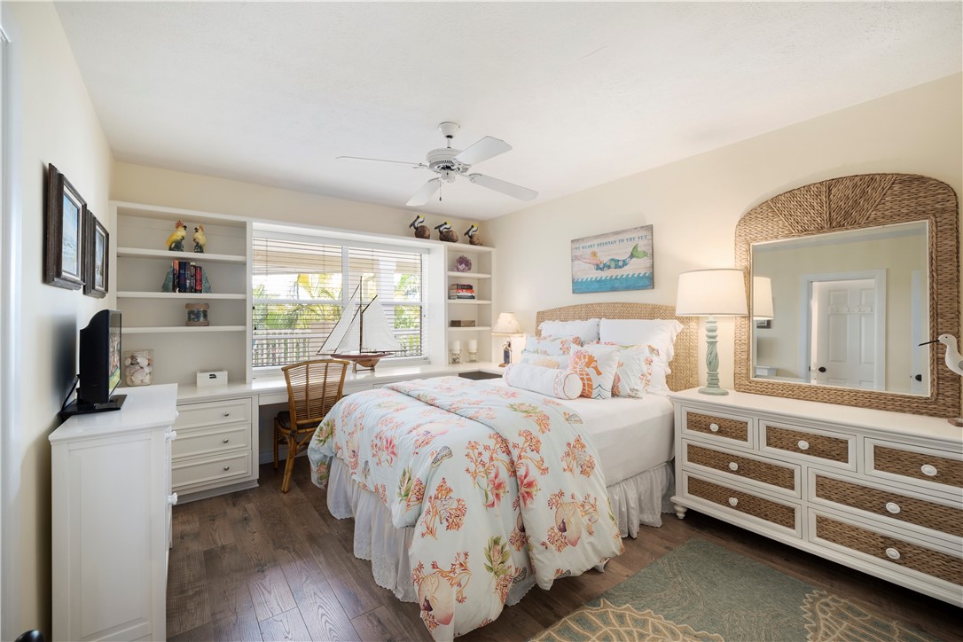 8880 N Sea Oaks Way 203