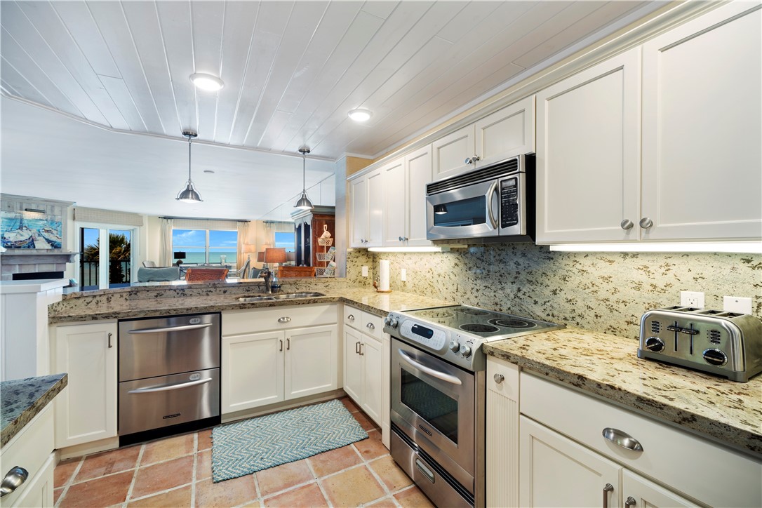 8880 N Sea Oaks Way 203