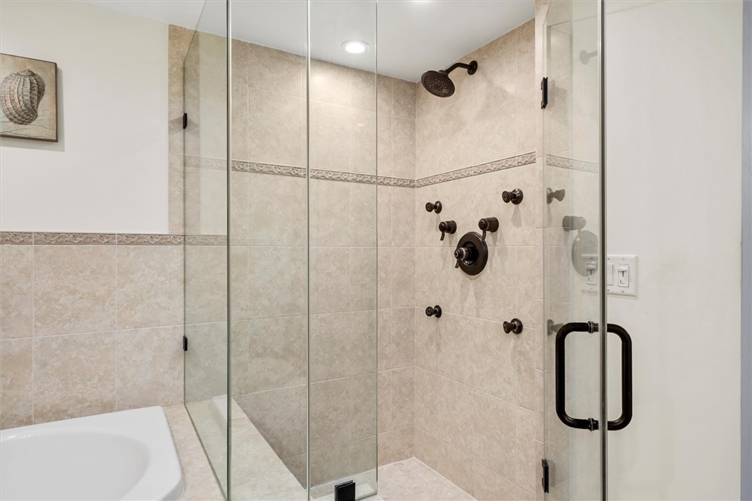 8880 N. Sea Oaks Way 105