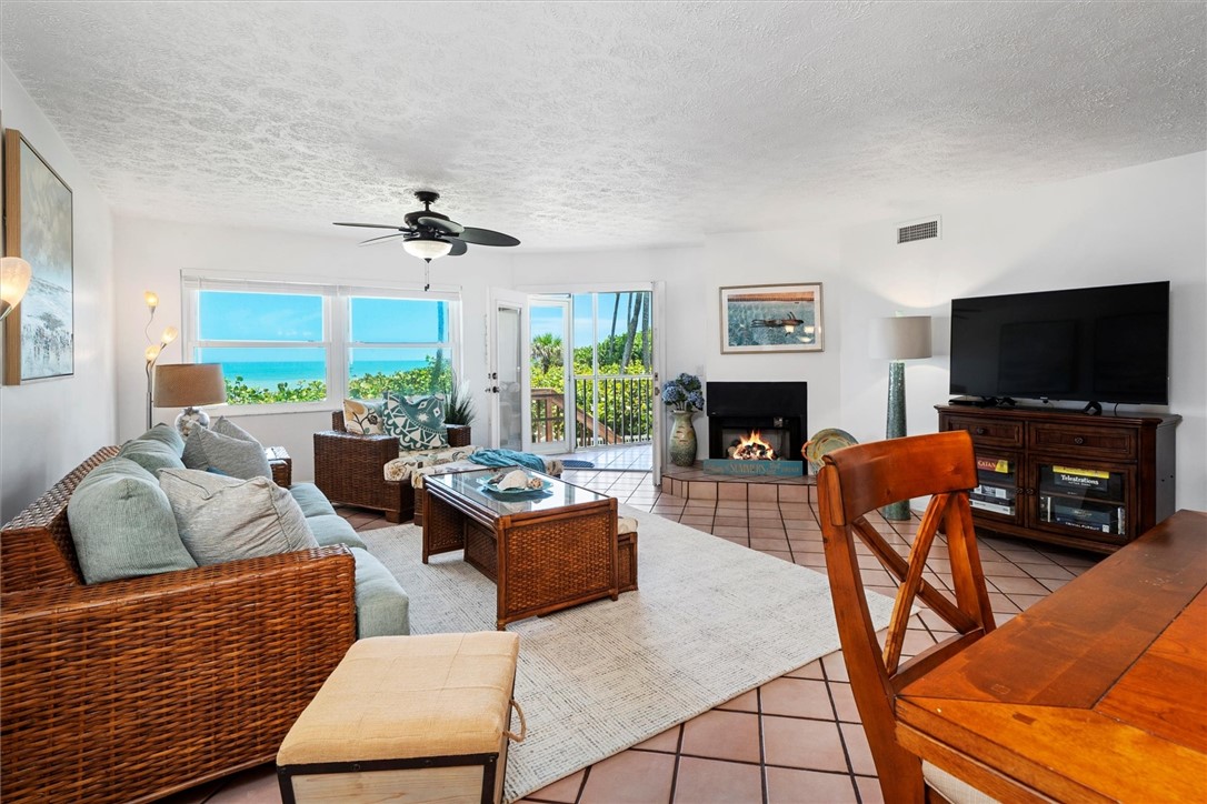 8880 N. Sea Oaks Way 105